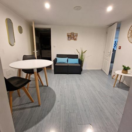 Chambre Chez L Habitant Petit Dejeuner Compris Fréjus المظهر الخارجي الصورة