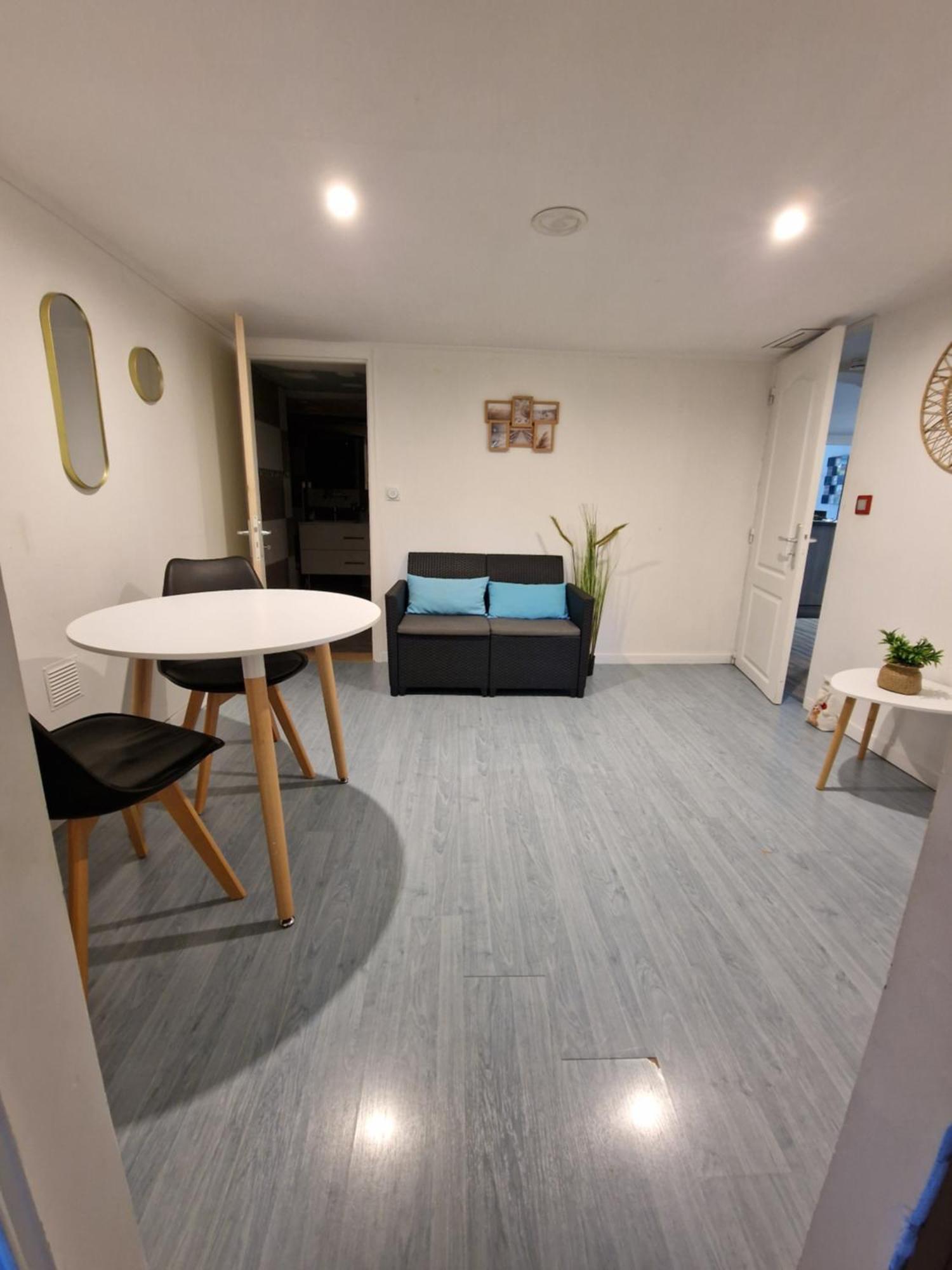 Chambre Chez L Habitant Petit Dejeuner Compris Fréjus المظهر الخارجي الصورة