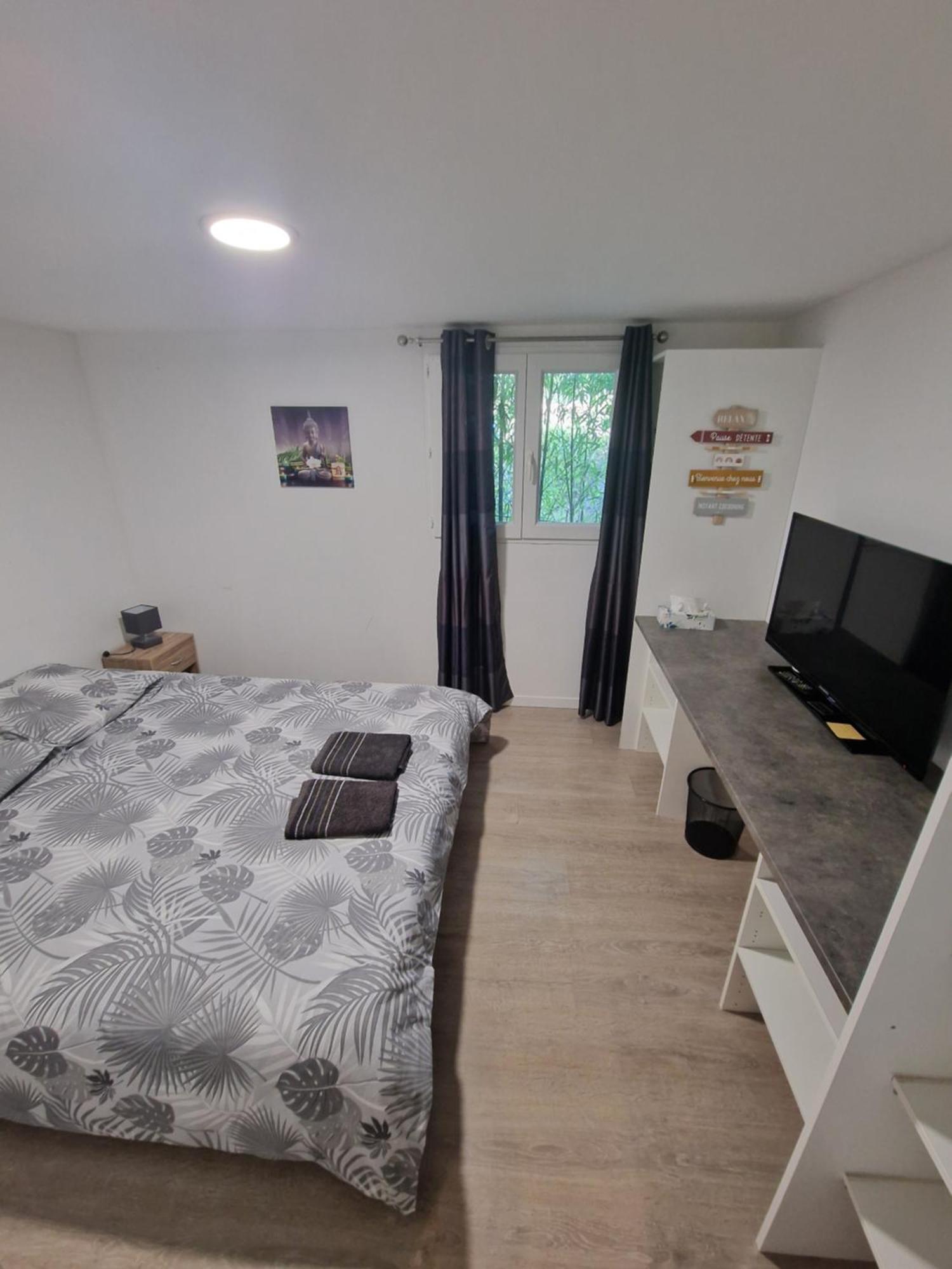 Chambre Chez L Habitant Petit Dejeuner Compris Fréjus المظهر الخارجي الصورة